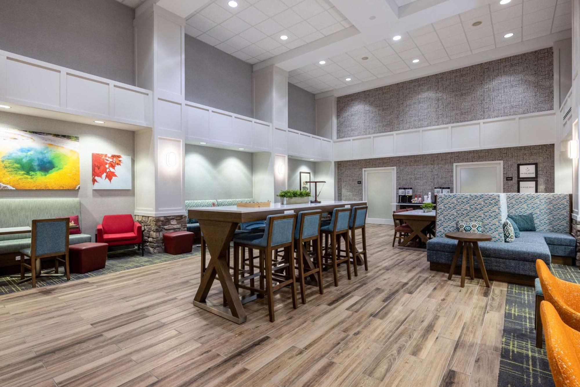 Newly Renovated-Hampton Inn & Suites Casper Exteriér fotografie